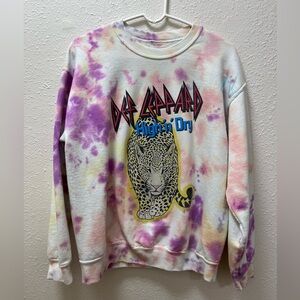 Def Leppard crew neck